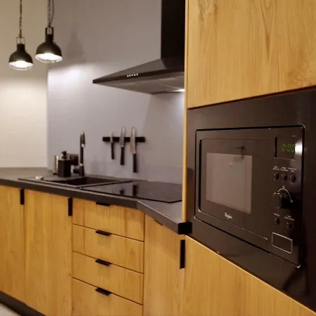 New Comfortable High Quality Apartment, Central, Calm Area F Vat 아파트