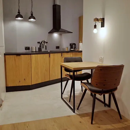 New Comfortable High Quality Apartment, Central, Calm Area F Vat *