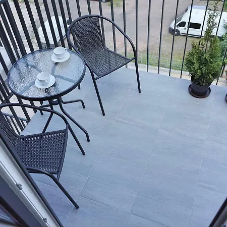 New Comfortable High Quality Apartment, Central, Calm Area F Vat *